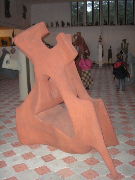 Музей Модернової Скульптури Михайла Дзиндри